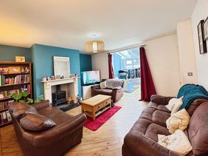 Photo 17- click for photo gallery